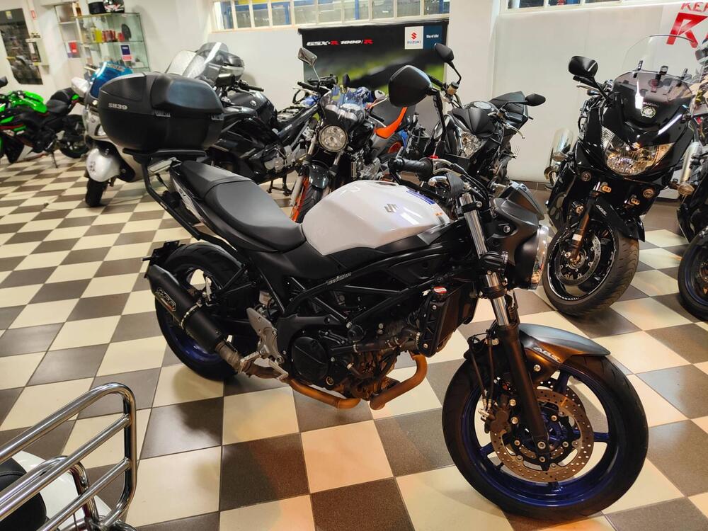 Suzuki SV 650 (2016 - 20) (2)