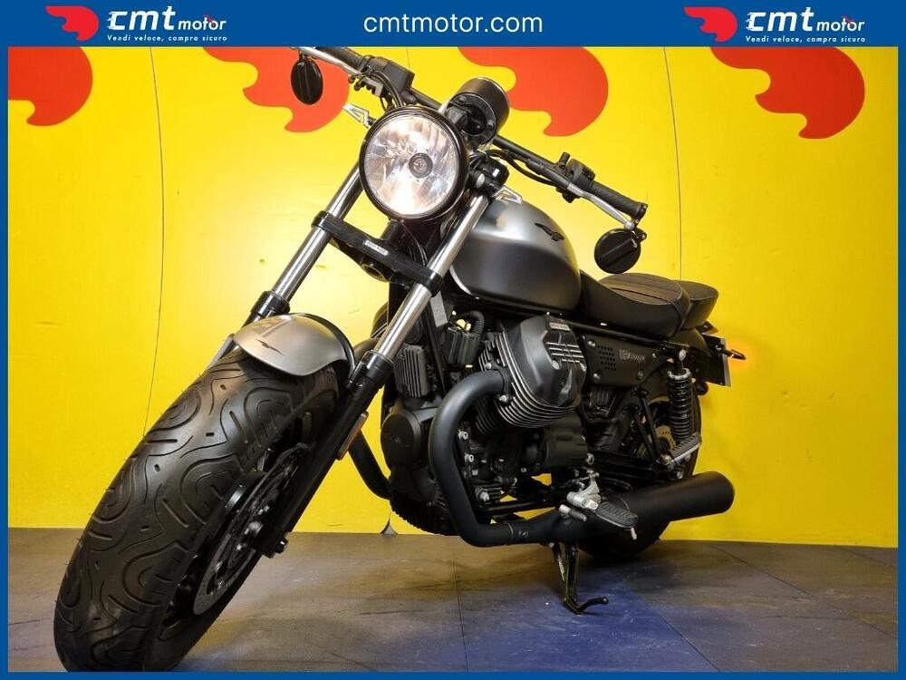 Moto Guzzi V9 Bobber (2018 - 20) (2)