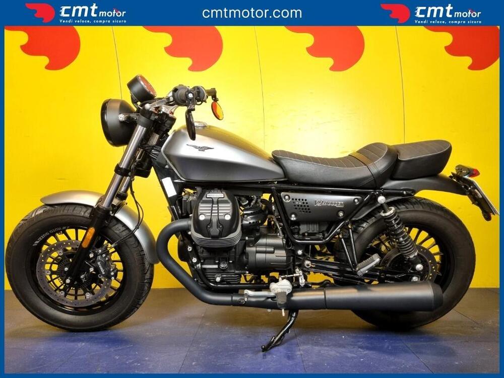 Moto Guzzi V9 Bobber (2018 - 20) (3)