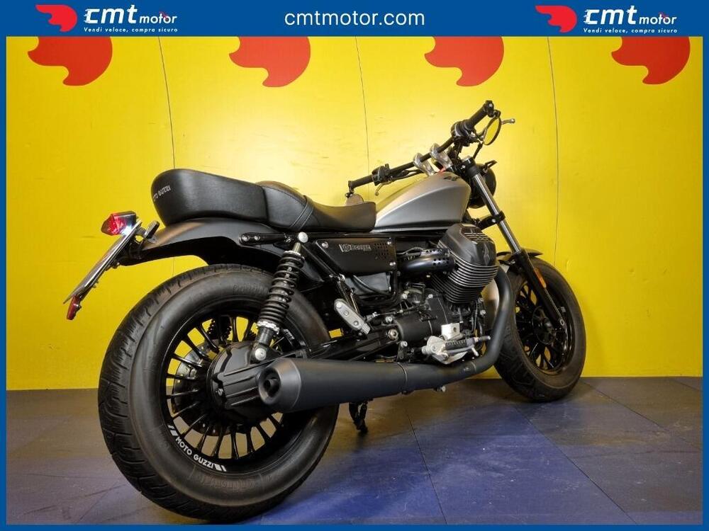 Moto Guzzi V9 Bobber (2018 - 20) (4)