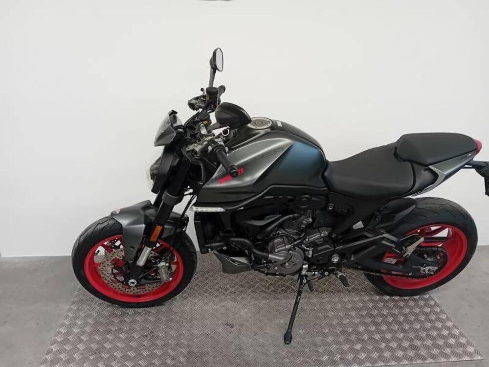 Ducati Monster 937 + (2021 - 25) (5)