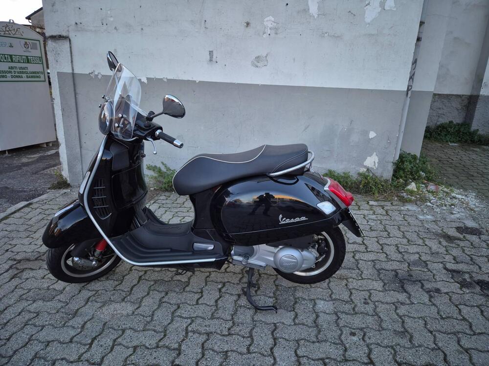 Vespa GTS 300 ABS (2014 - 16) (2)