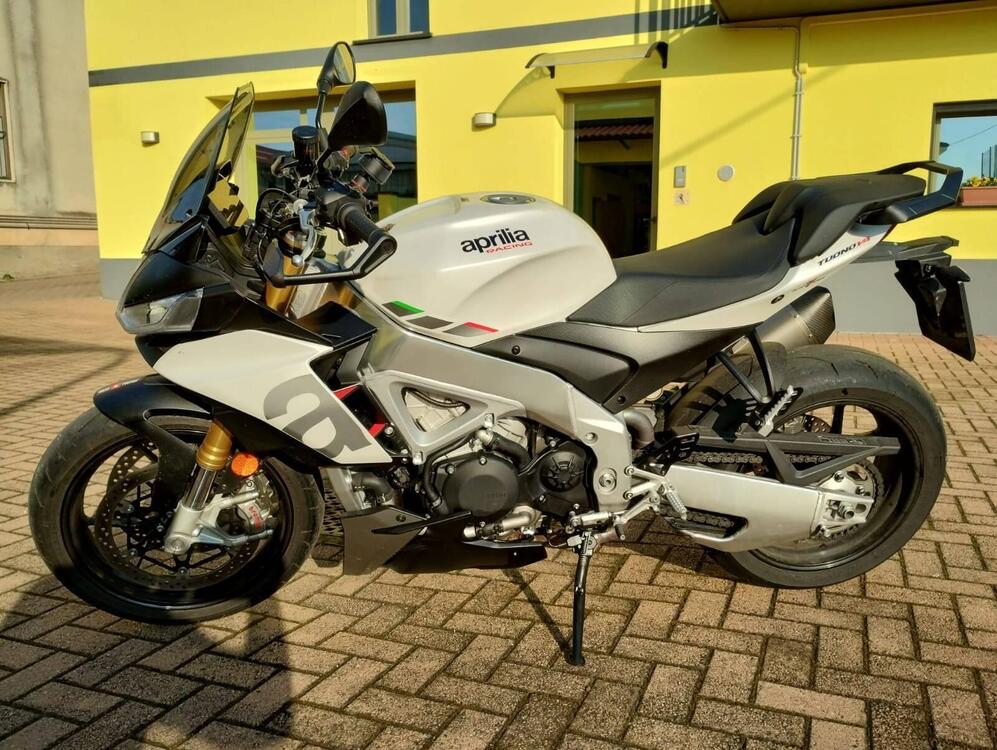 Aprilia Tuono 1100 V4 (2021 - 24) (2)