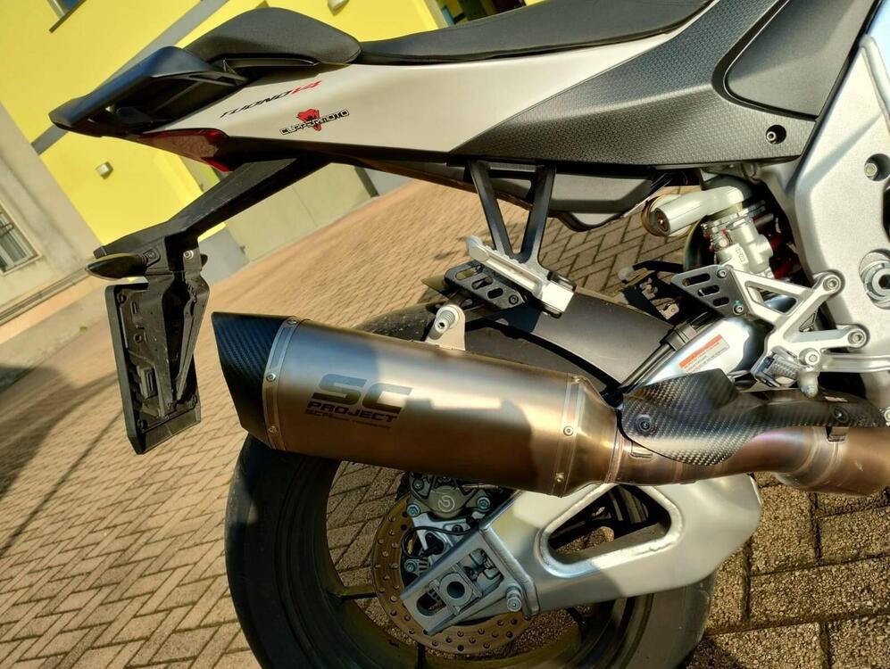 Aprilia Tuono 1100 V4 (2021 - 24) (5)