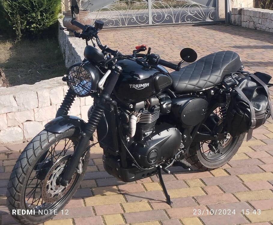 Triumph Street Scrambler 900 (2021 - 22) (2)