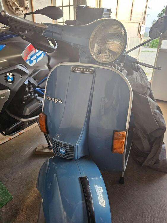 Piaggio VESPA PE 200 (4)