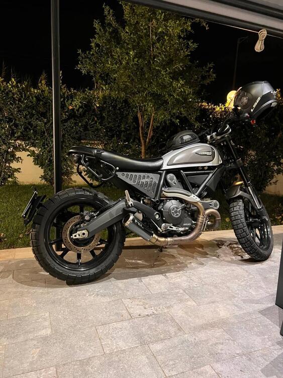 Ducati Scrambler 800 Icon (2015 - 16)