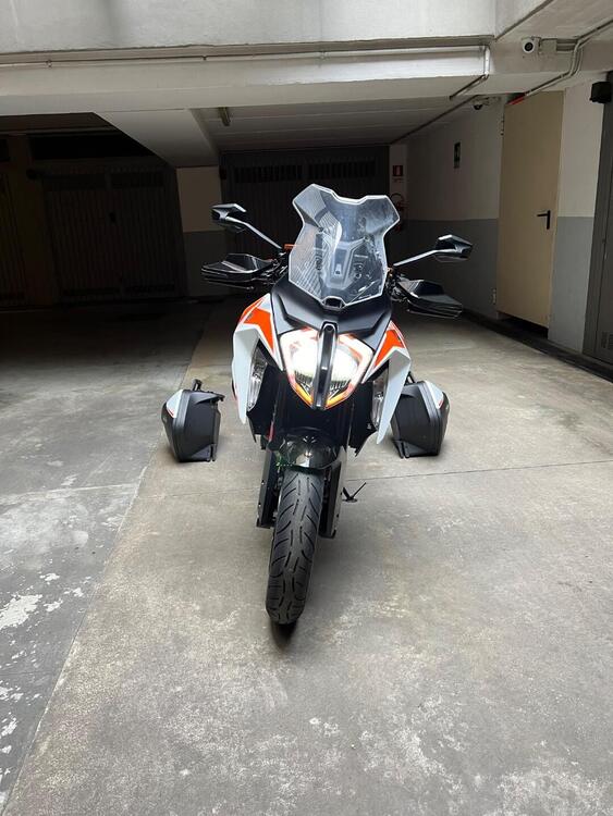 KTM 1290 Super Duke GT (2019 - 20) (2)