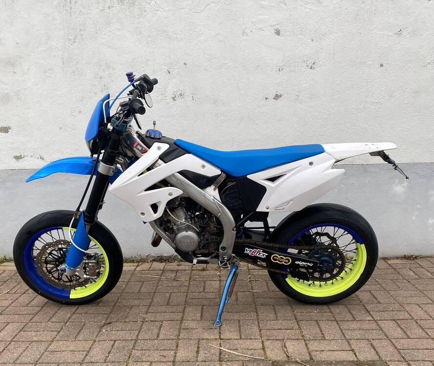 Tm Moto SMR 125 (2014) (3)