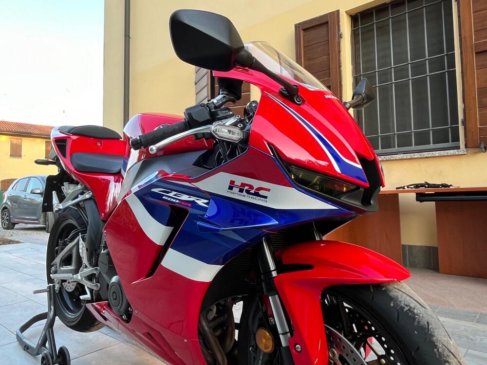 Honda CBR 600 RR (2024 - 25) (5)