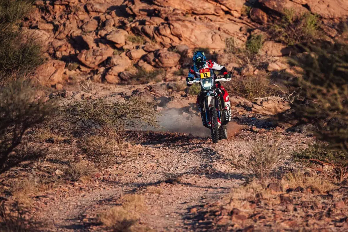 Dakar 2025. T2, 48H Chrono Part 1, Sanders e Al Rajhi in testa al break notturno  (2)