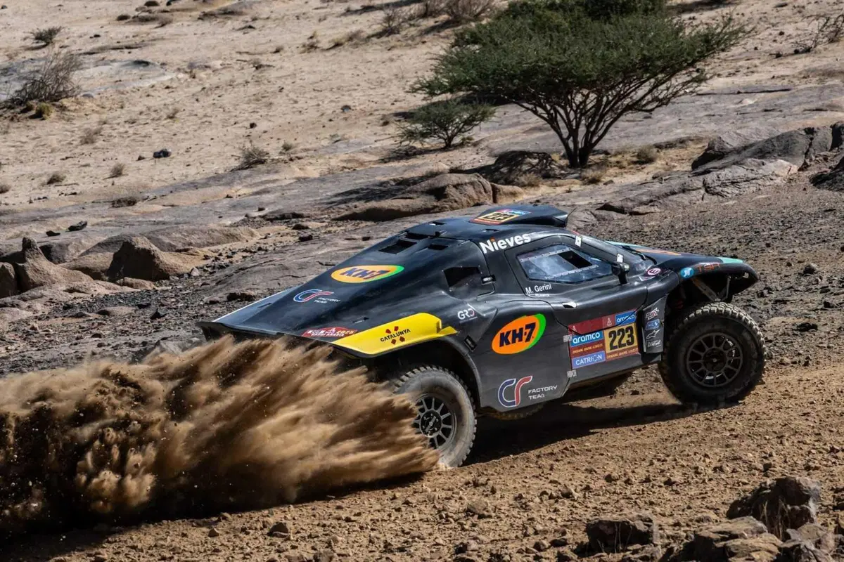 Dakar 2025. T2, 48H Chrono Part 1, Sanders e Al Rajhi in testa al break notturno  (14)