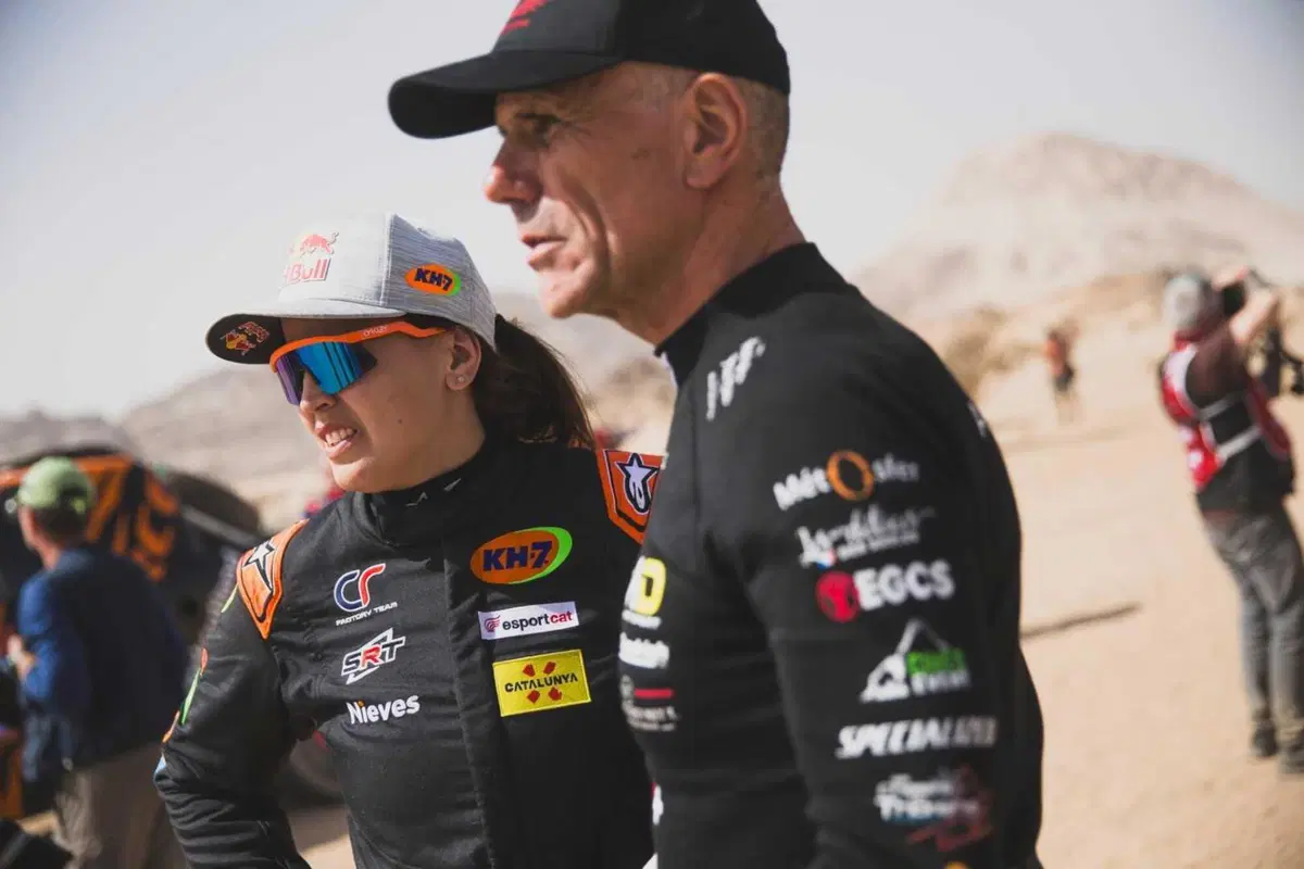 Dakar 2025. T2, 48H Chrono Part 1, Sanders e Al Rajhi in testa al break notturno 