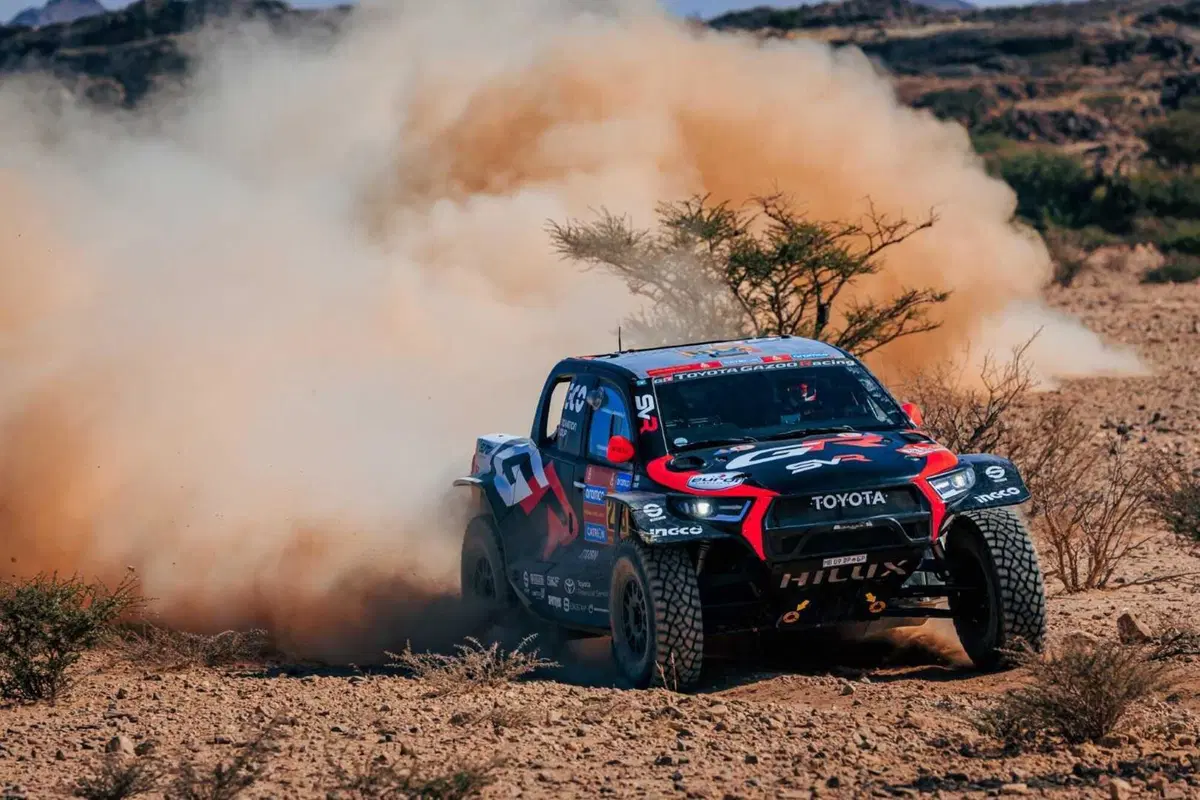 Dakar 2025. T2, 48H Chrono Part 1, Sanders e Al Rajhi in testa al break notturno  (3)