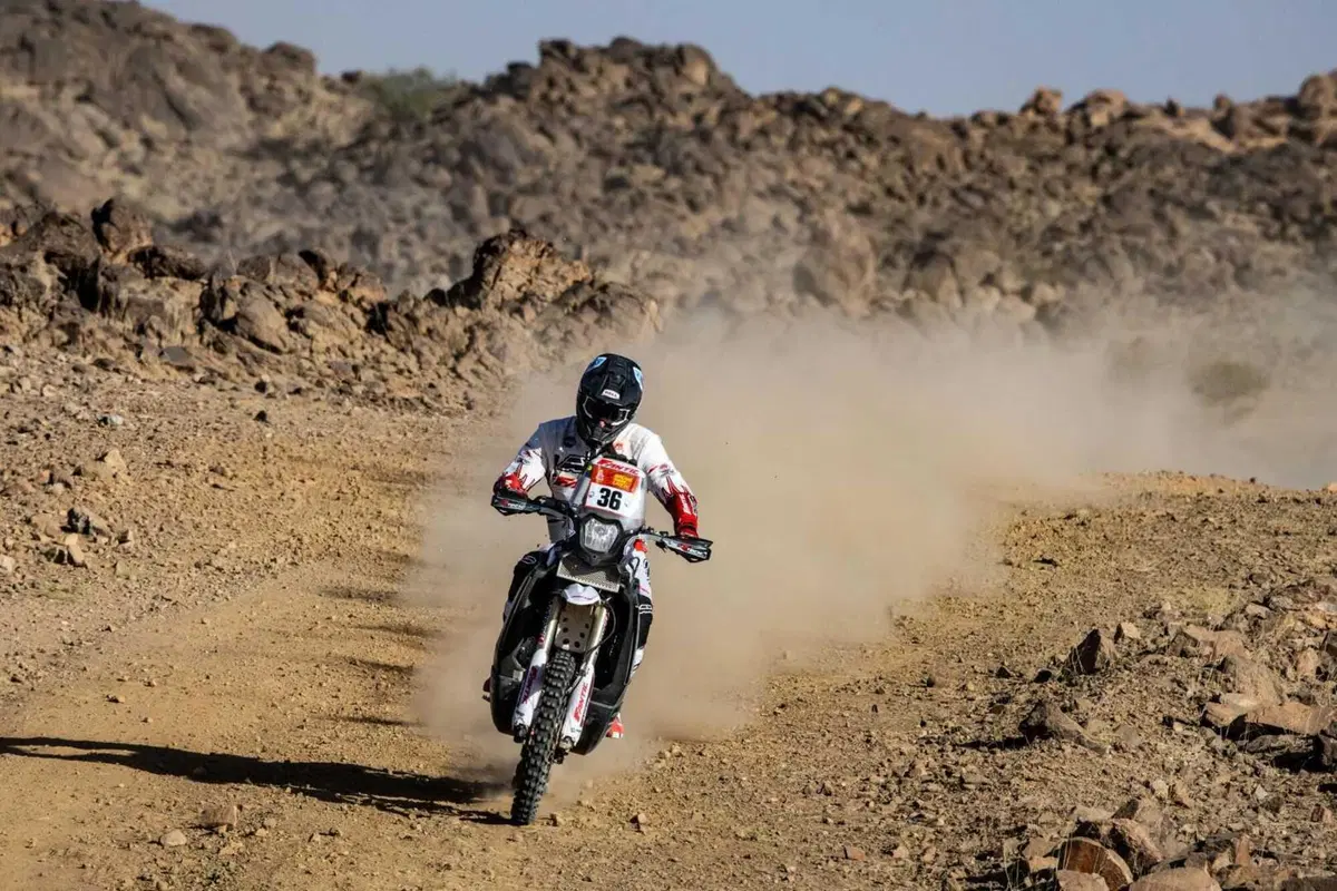 Dakar 2025. T2, 48H Chrono Part 1, Sanders e Al Rajhi in testa al break notturno  (27)