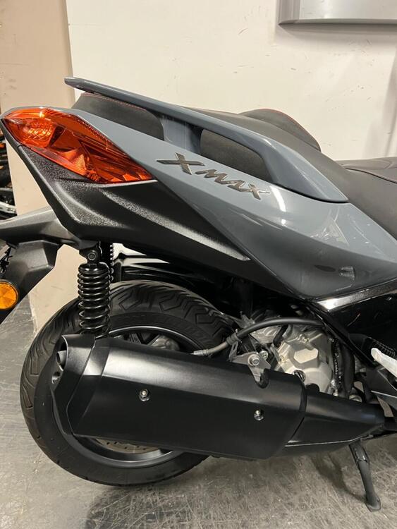 Yamaha X-Max 300 Tech Max (2021 - 24) (5)