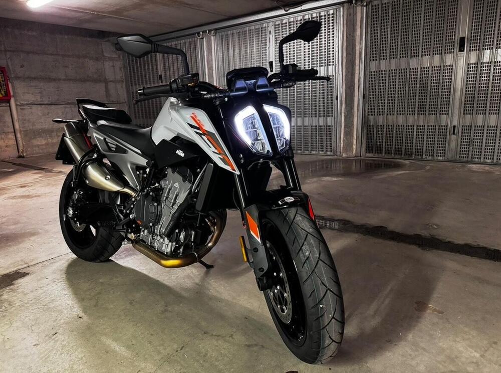 KTM 790 Duke L (2023 - 24)