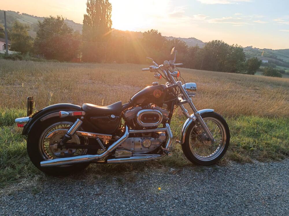 Harley-Davidson 883