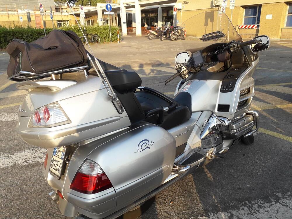 Honda GL 1800 Gold Wing (2007 - 11) (3)