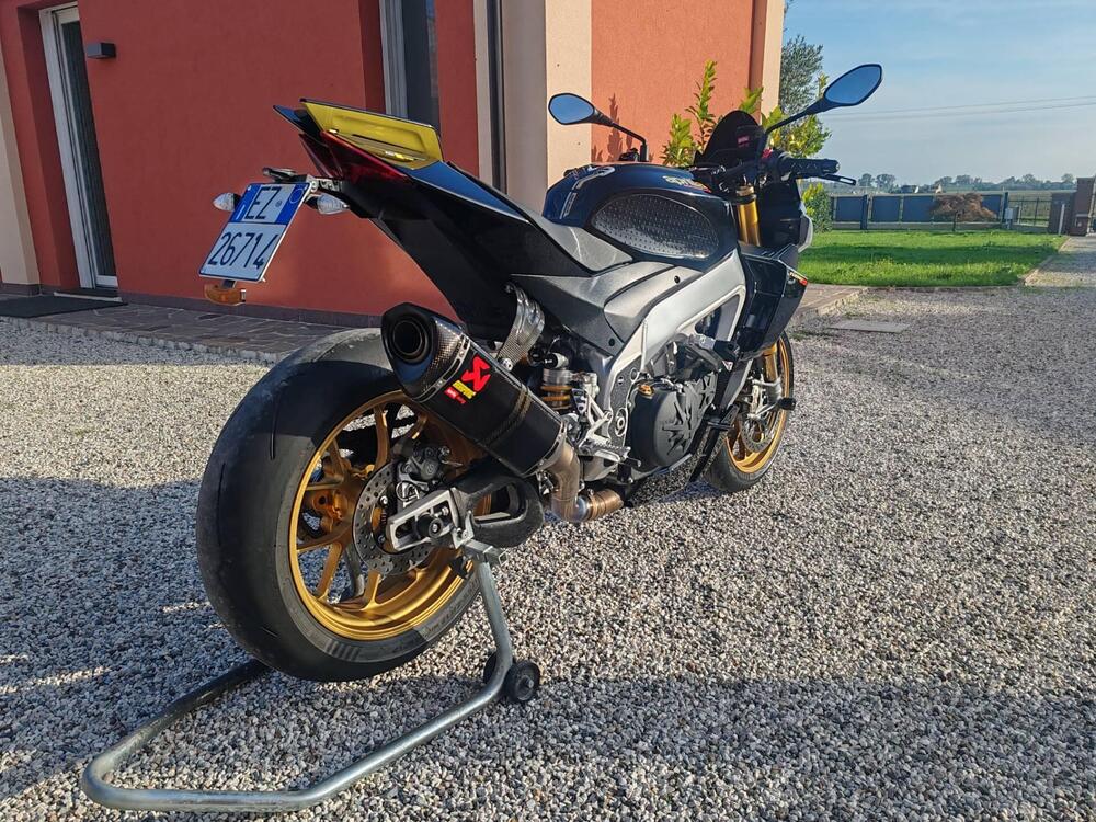 Aprilia Tuono 1100 V4 Factory (2021 - 24) (5)