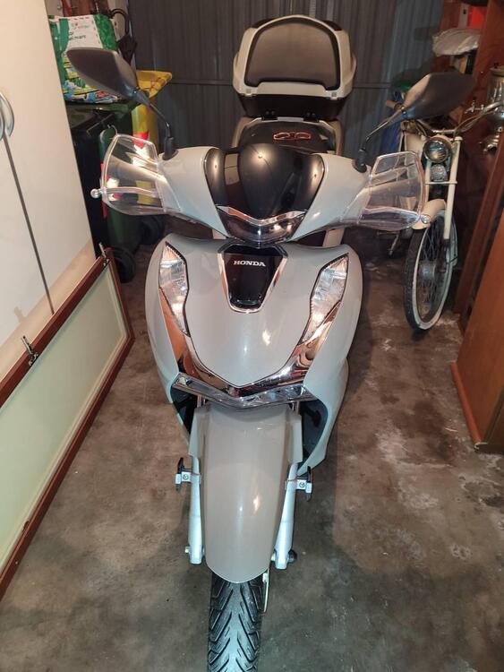 Honda SH 150i (2020 - 25) (3)