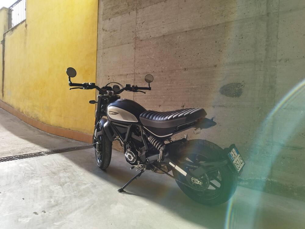 Ducati Scrambler 800 Icon Dark (2021 - 22) (3)