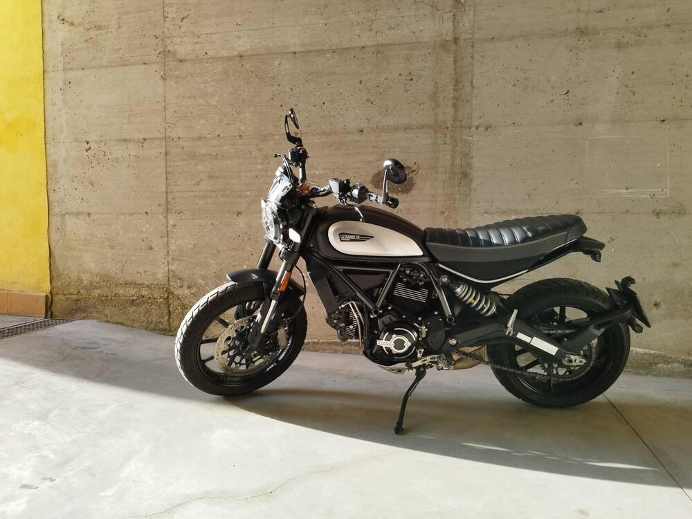 Ducati Scrambler 800 Icon Dark (2021 - 22) (4)