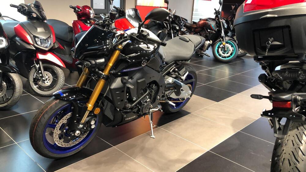 Yamaha MT-10 SP (2022 - 25) (2)