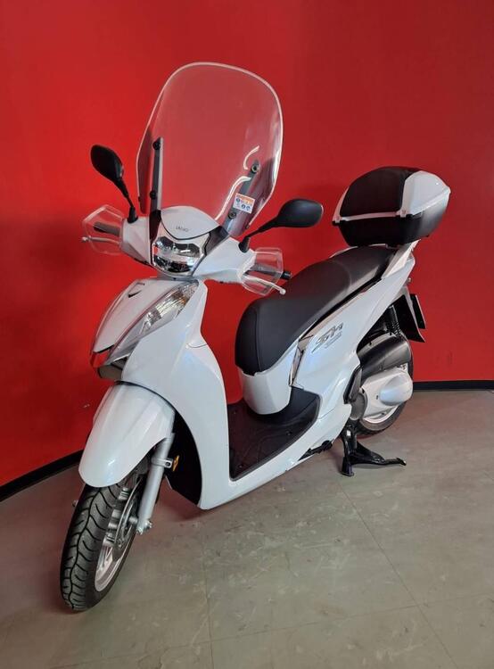 Honda SH 300 i ABS (2016 - 20) (4)