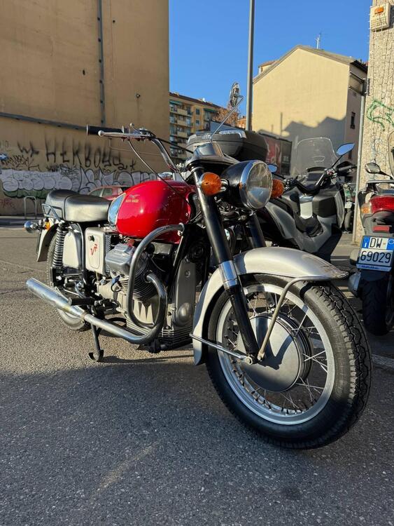 Moto Guzzi v7 (4)