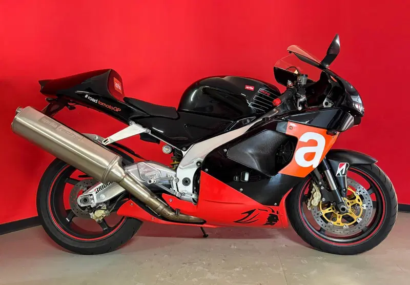 Aprilia RSV 1000 (2000 - 01)