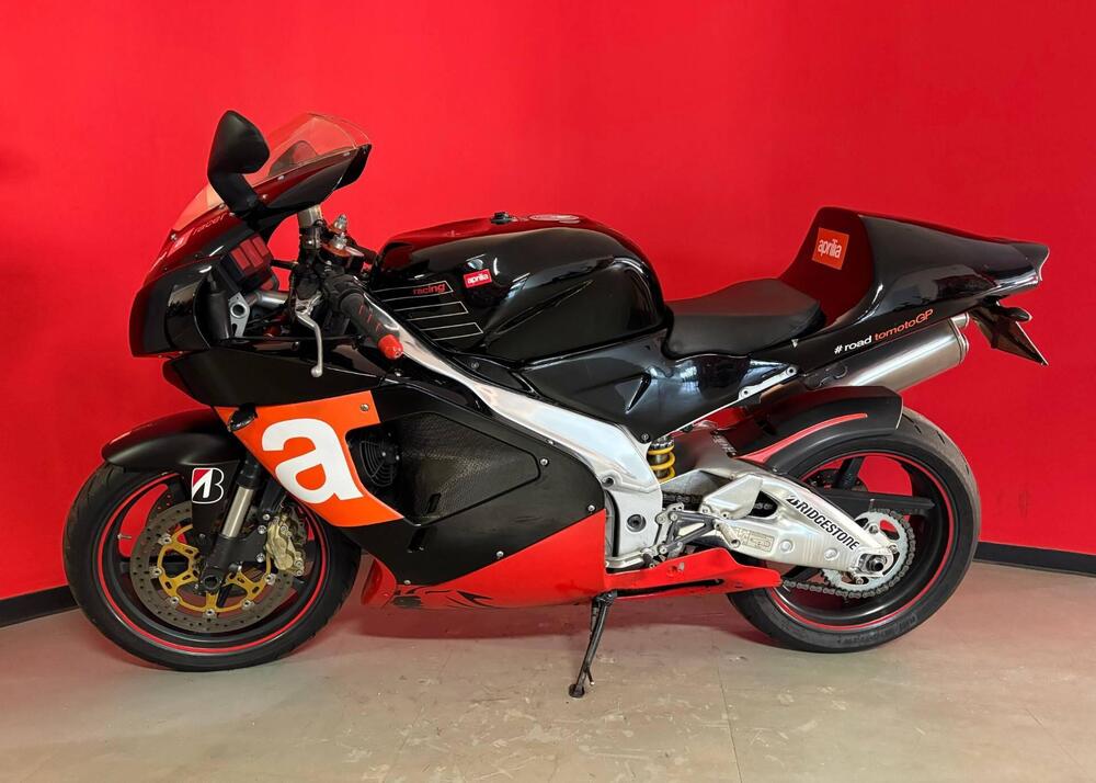 Aprilia RSV 1000 (2000 - 01) (3)