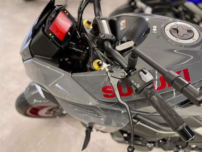 Suzuki Katana 1000 (2022 - 26) (6)