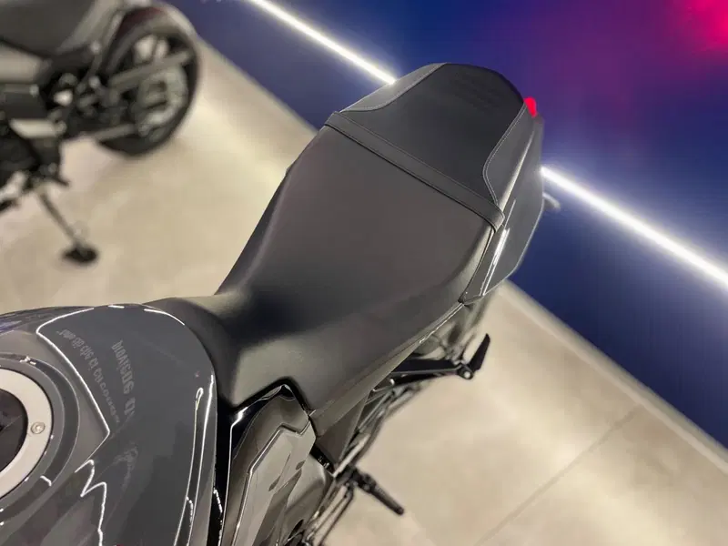 Suzuki Katana 1000 (2022 - 26) (11)