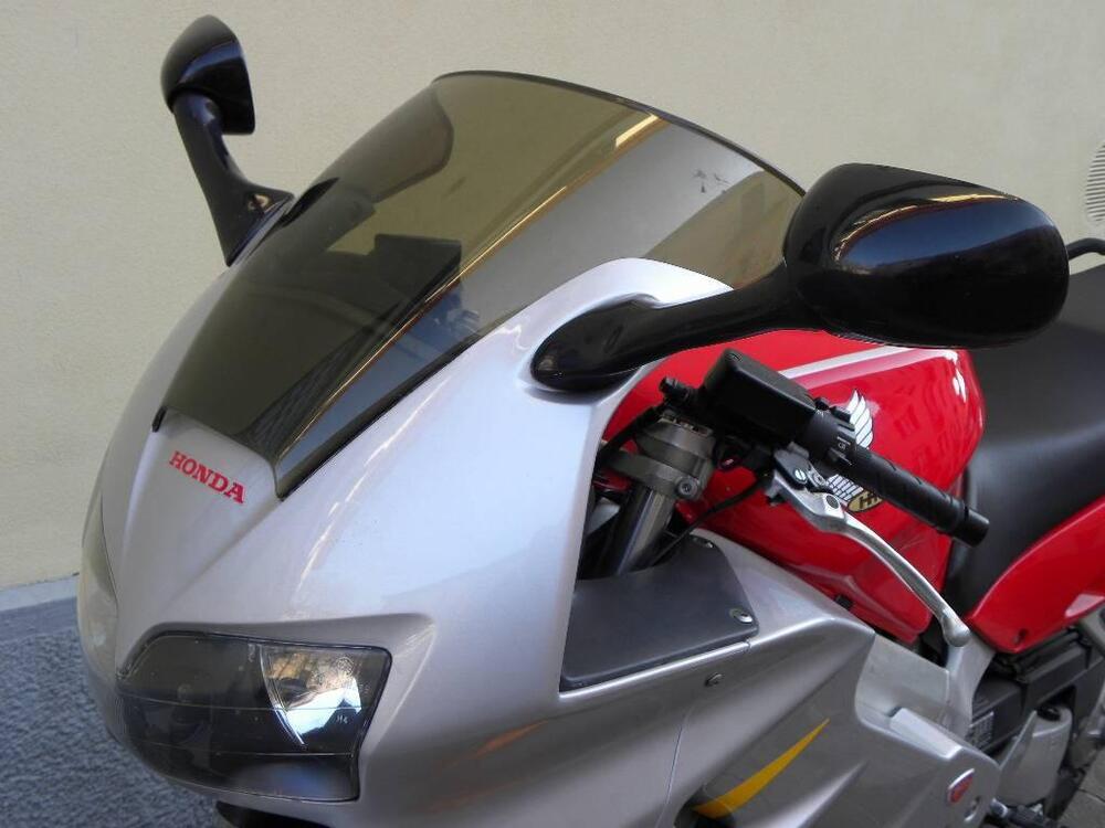 Honda VFR 800 (3)