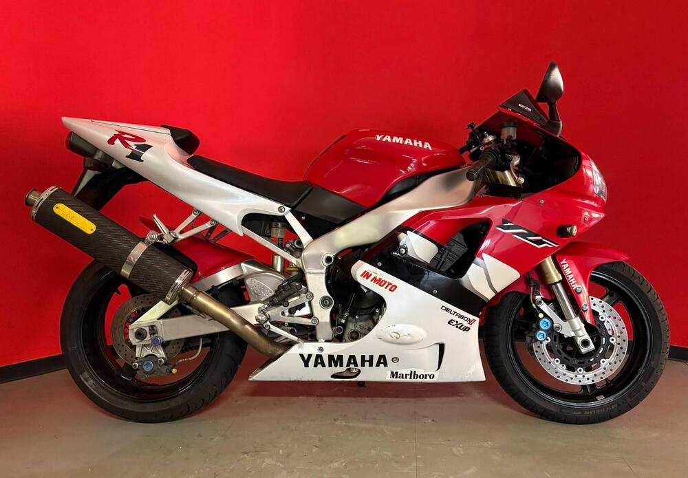 Yamaha YZF R1 (1998 - 99)