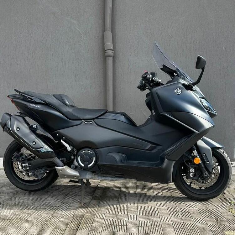 Yamaha T-Max 560 (2022 - 24)