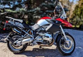 La BMW R 1200 GS del 2004 appartenuta a Neil Peart dei Rush