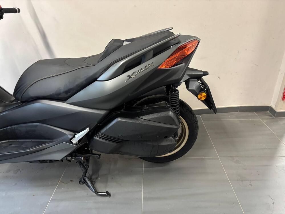 Yamaha X-Max 300 Tech Max (2021 - 24) (3)