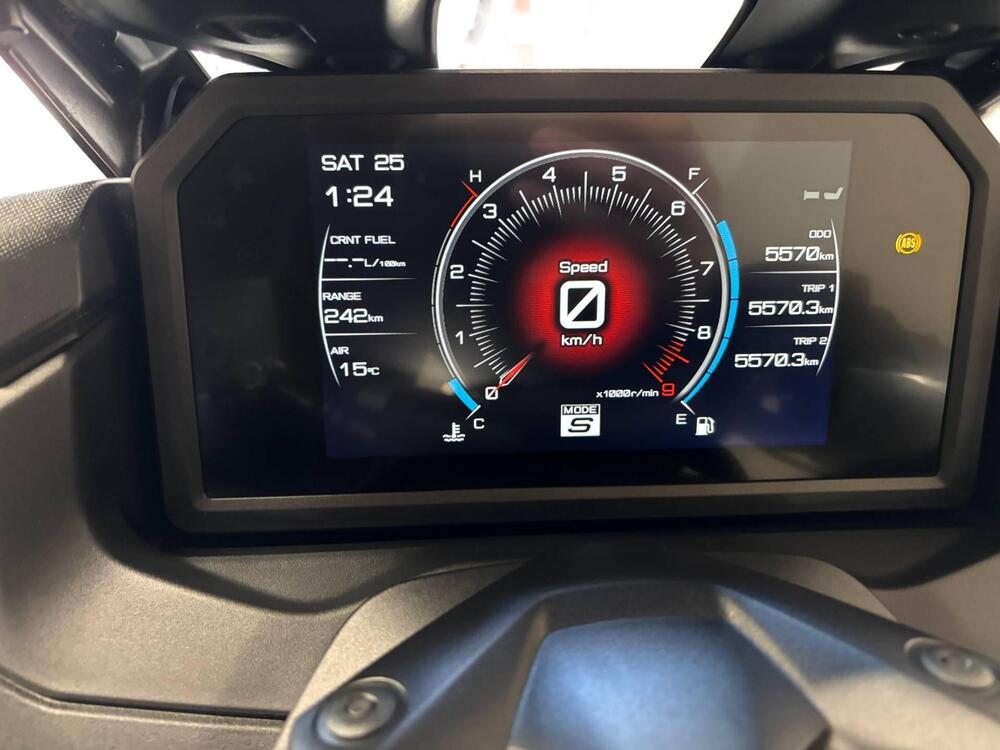 Yamaha T-Max 560 Tech Max (2022 - 24) (4)