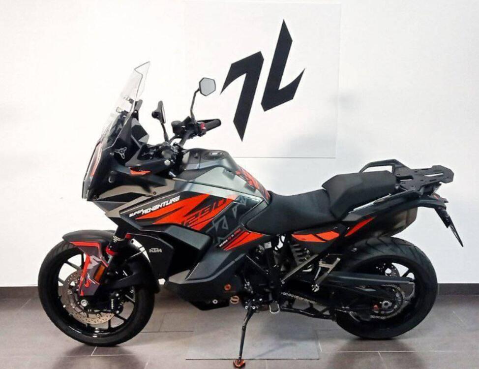 KTM 1290 Super Adventure S (2021) (3)