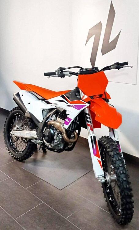 KTM 250 SX-F (2024) (2)