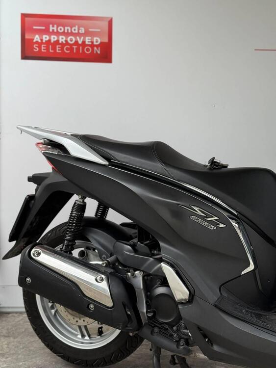 Honda SH 300 i ABS (2016 - 20) (4)