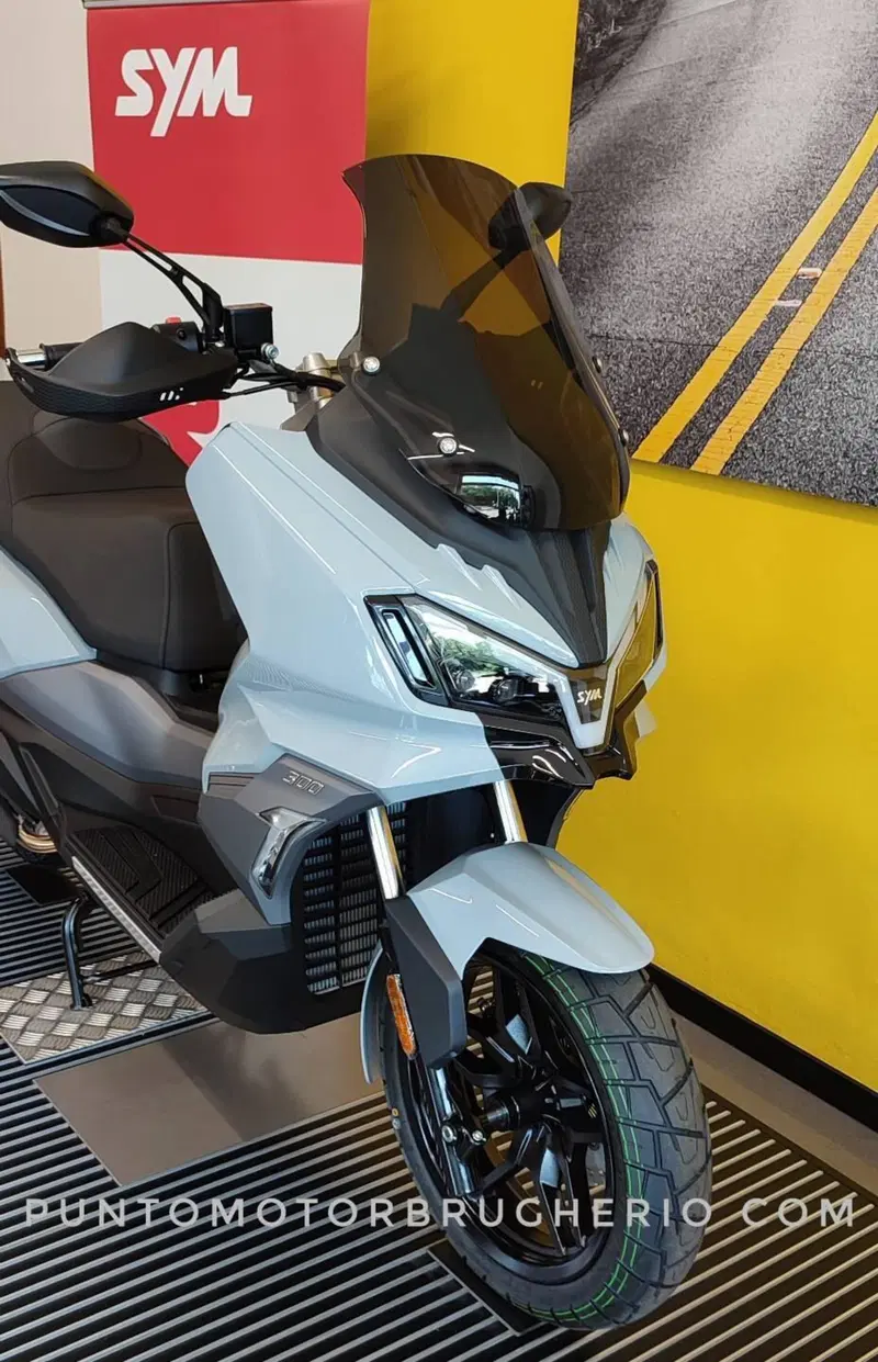 Sym ADX 300 (2024 - 26) (4)