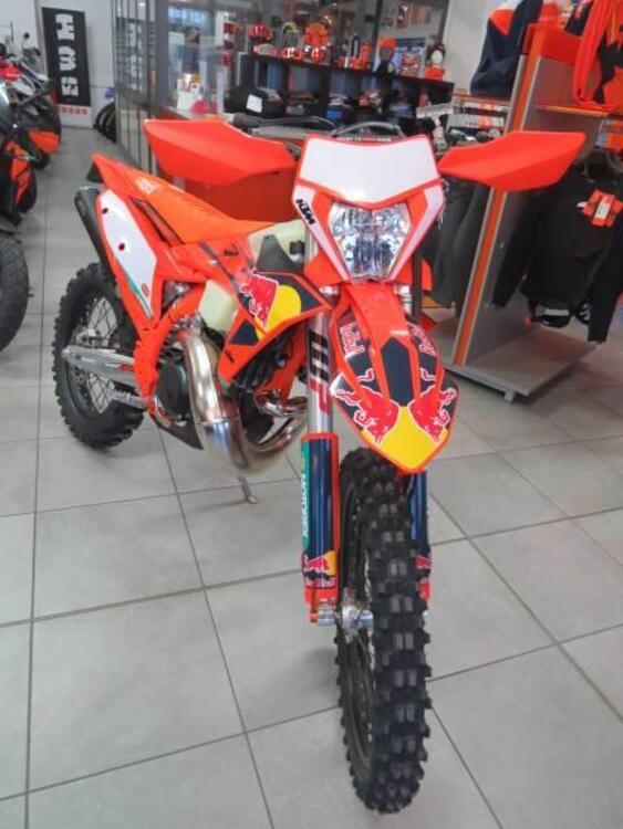 KTM 300 EXC Champion Edition (2025) (2)