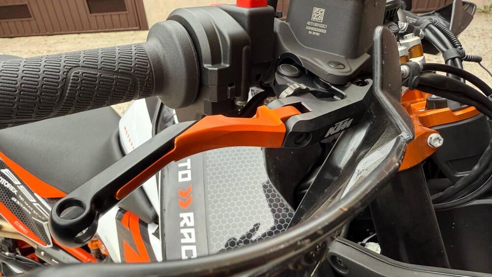 KTM 890 SMT (2023 - 25) (3)