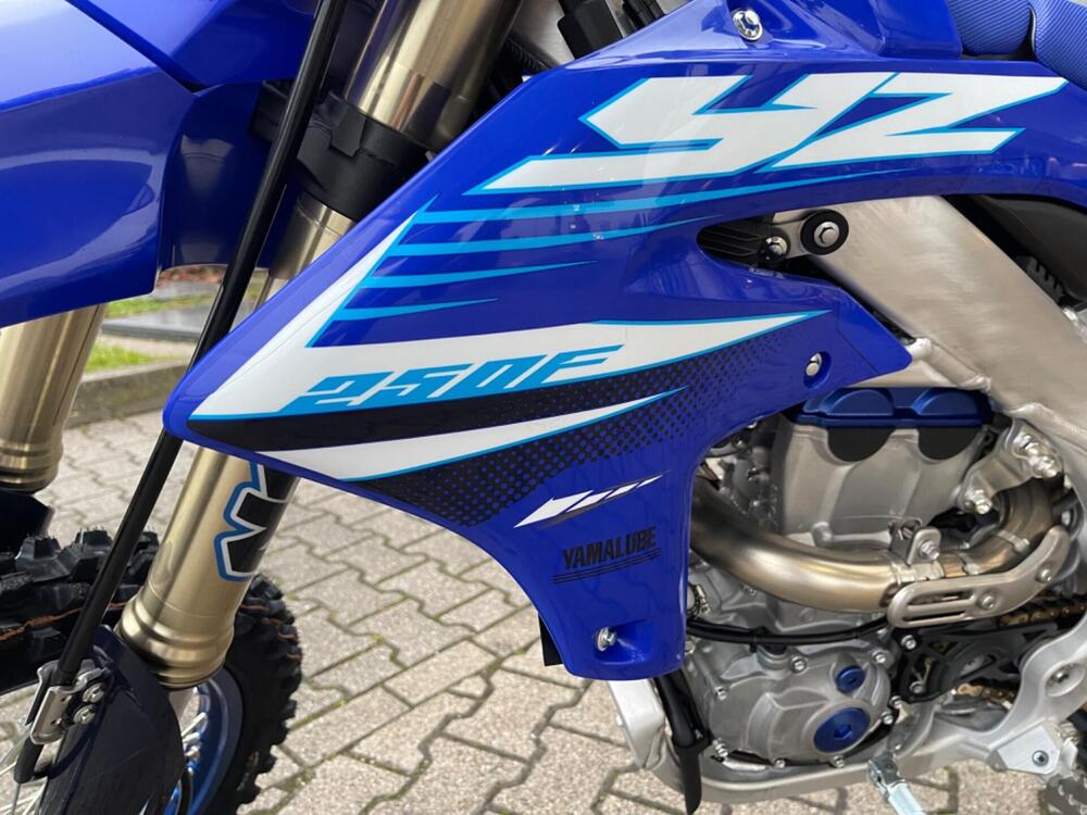 Yamaha YZ 250 F (2025) (3)