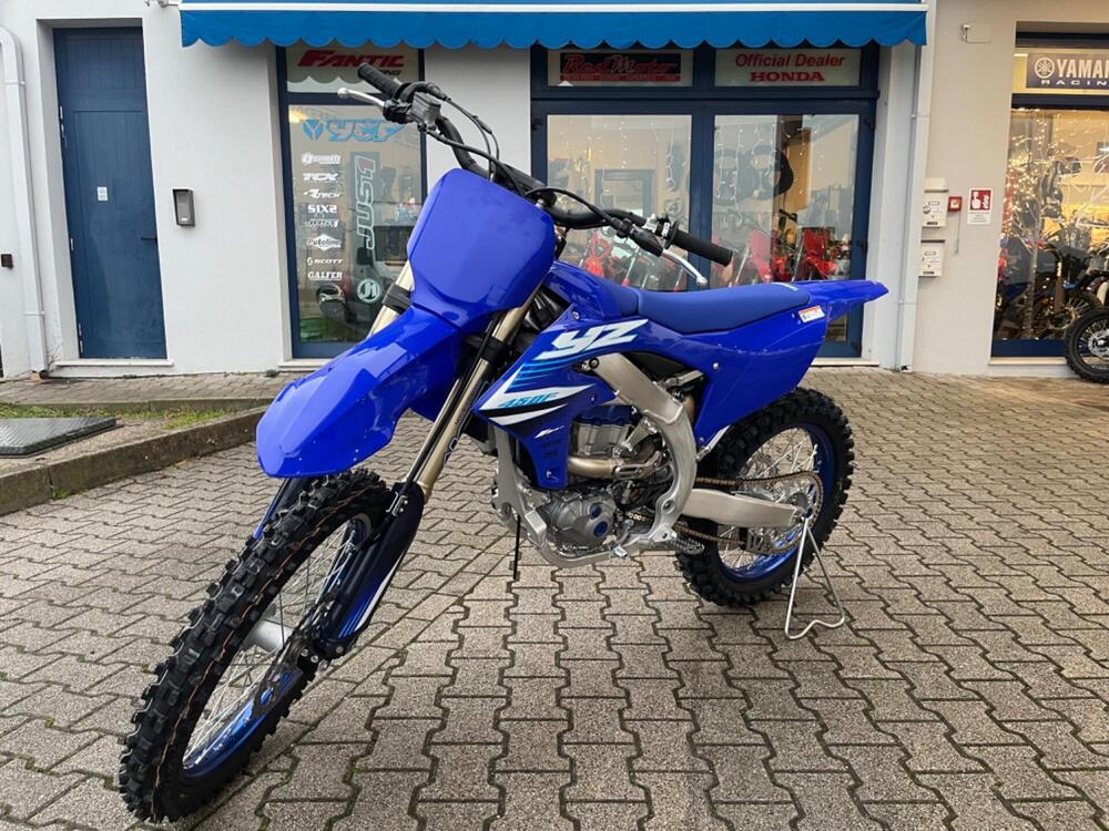 Yamaha YZ 450 F (2025) (2)