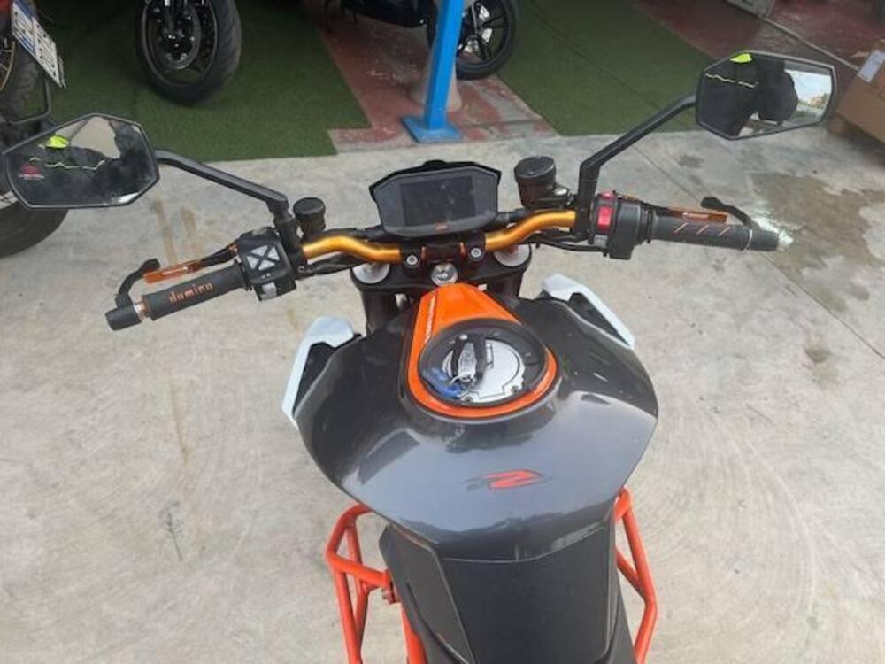 KTM 1290 Super Duke R ABS (2017 - 18) (4)