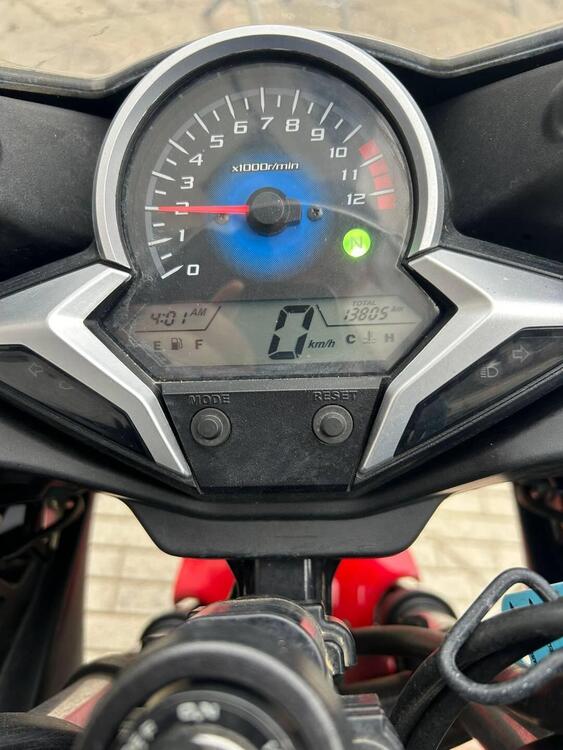 Honda CBR 250 R (2010 - 14) (2)